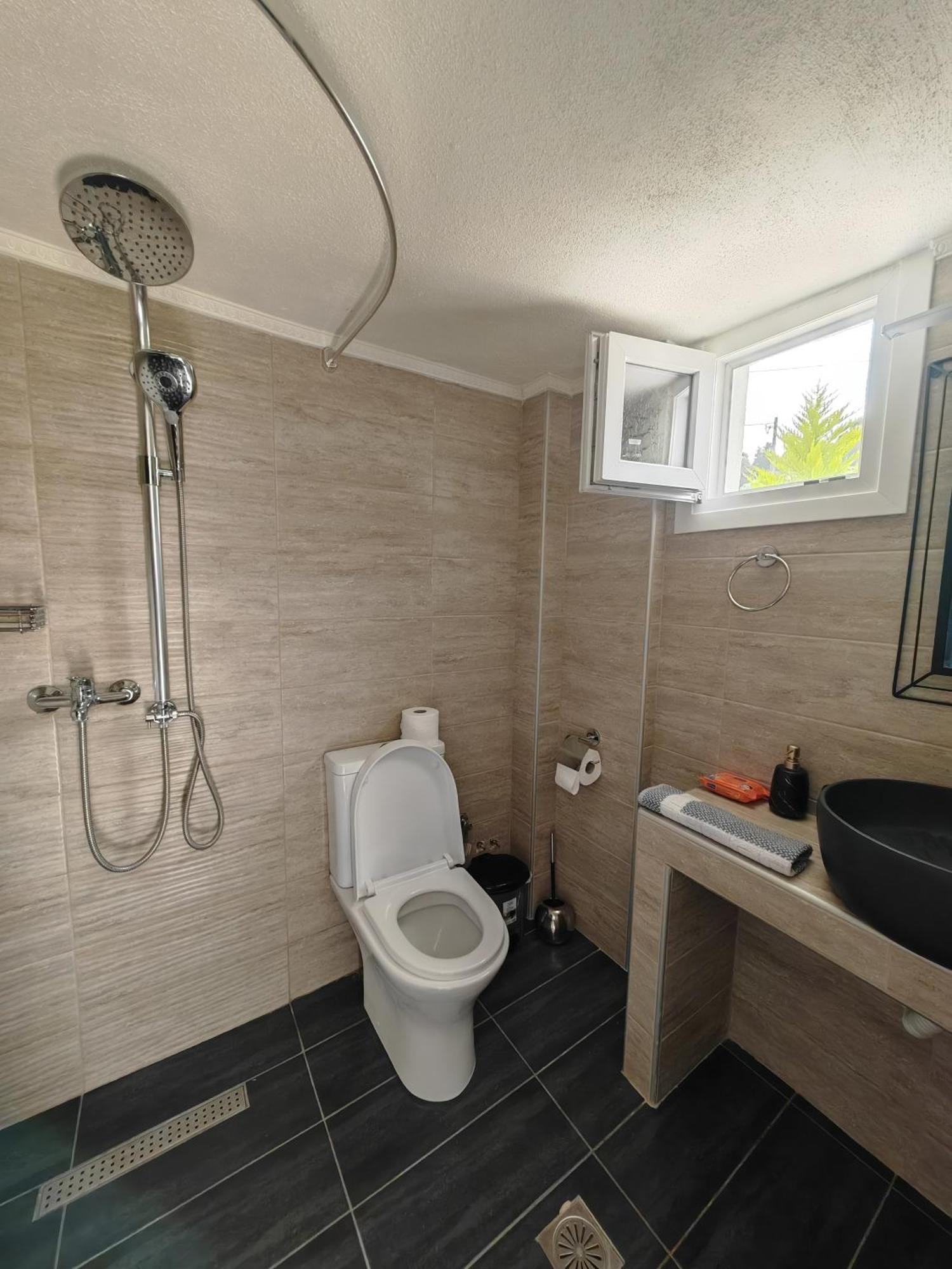 Hotel Valerios Kriopijí Kültér fotó